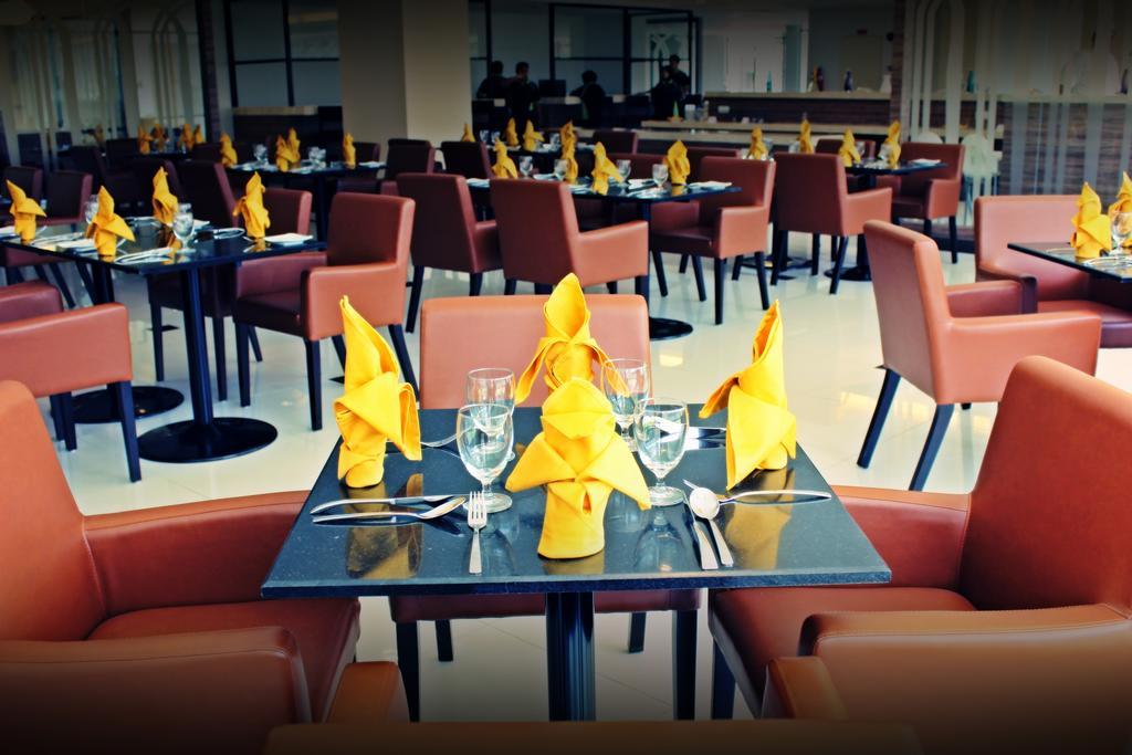 Raia Hotel & Convention Centre Terengganu Куала-Тренгану Экстерьер фото