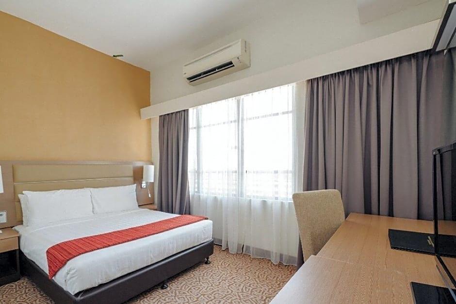 Raia Hotel & Convention Centre Terengganu Куала-Тренгану Экстерьер фото