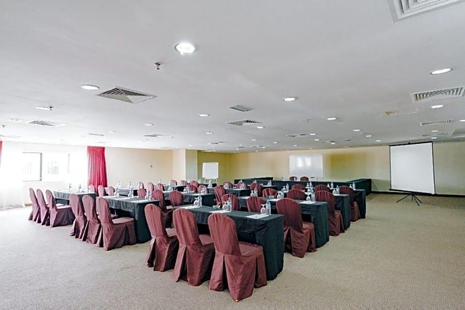 Raia Hotel & Convention Centre Terengganu Куала-Тренгану Экстерьер фото