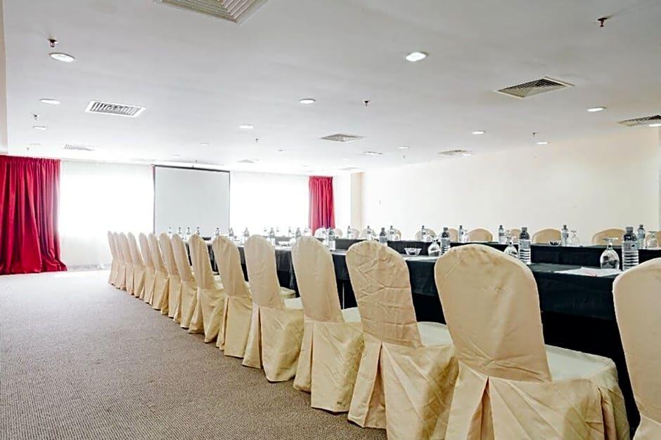 Raia Hotel & Convention Centre Terengganu Куала-Тренгану Экстерьер фото